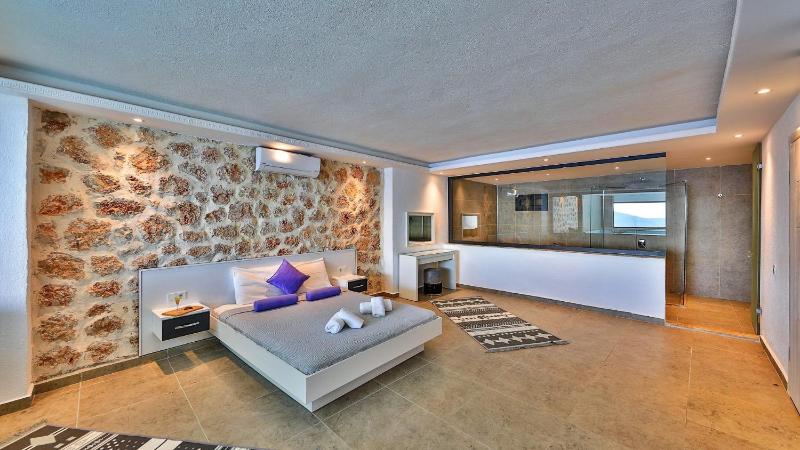4 Bedroom Luxury Villa in Kiziltas - Kalkan - image 26