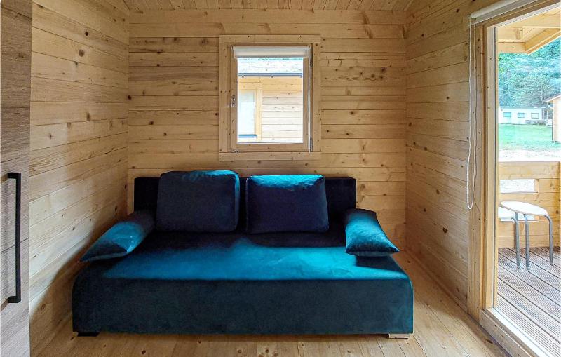1 Bedroom Beach Front Home In Pobierowo - image 5