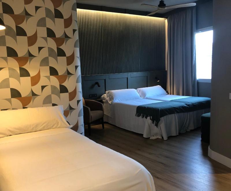 Triple Room image 1