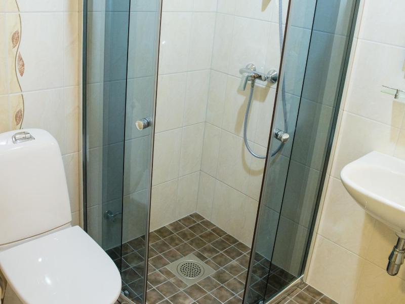 Standard Twin Room image 3