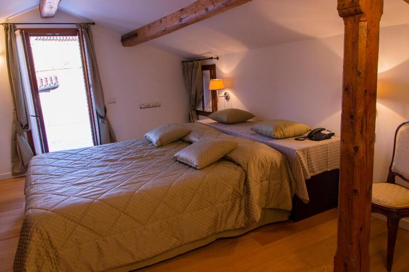 Double superior deluxe image 3