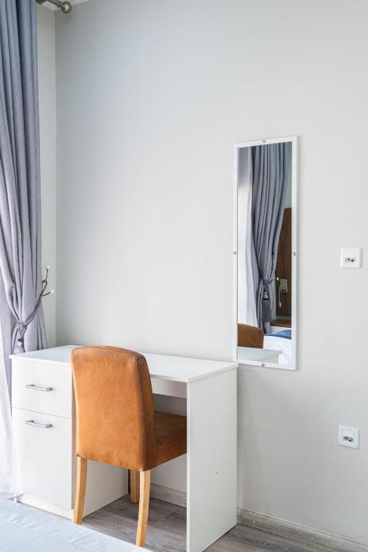 Beck Apartments - image 11
