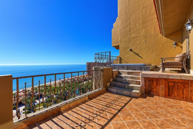 Bella Sirena A701 Penthouse Amazing Ocean Views - image 43