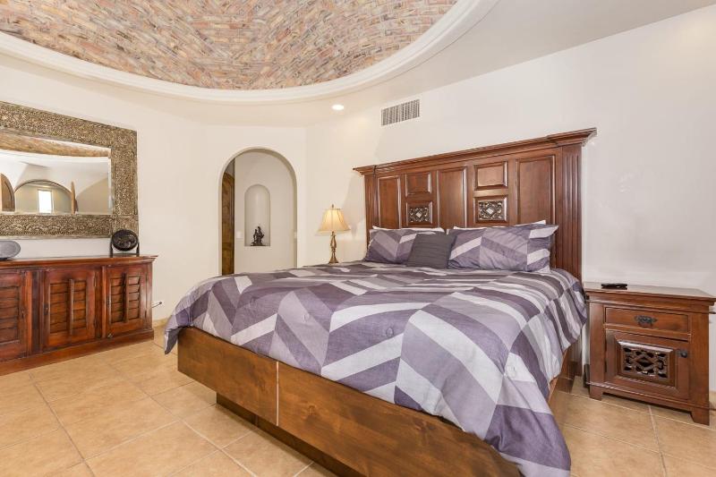 Bella Sirena A701 Penthouse Amazing Ocean Views - image 28