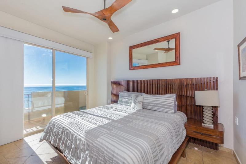 Bella Sirena A701 Penthouse Amazing Ocean Views - image 41