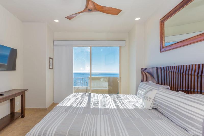 Bella Sirena A701 Penthouse Amazing Ocean Views - image 8