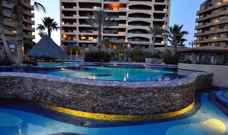 Bella Sirena A701 Penthouse Amazing Ocean Views - image 35