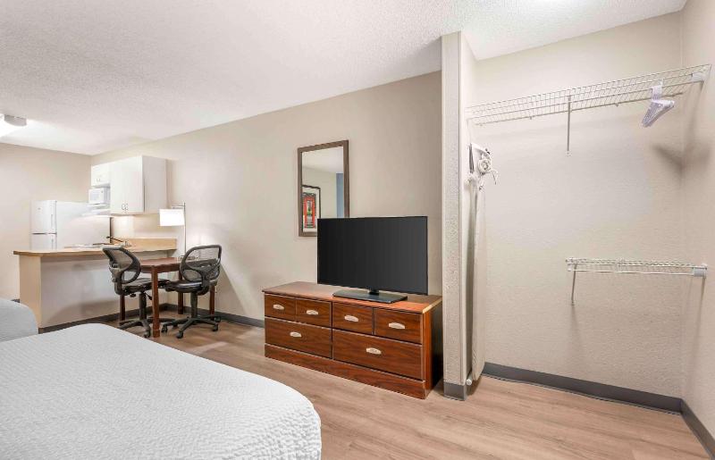 Studio with 2 Double Beds - Non-Smoking image 4