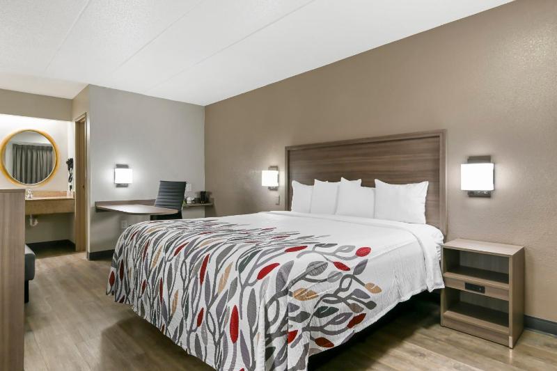 Superior King Room Smoke Free image 1