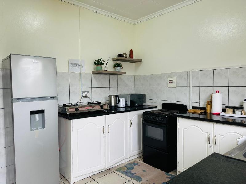 Serene 3 bedroom house in Olympia Lusaka - image 6