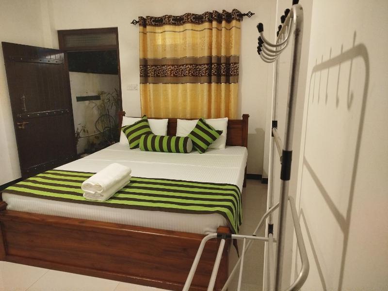 Little Villa Guest House - image 1