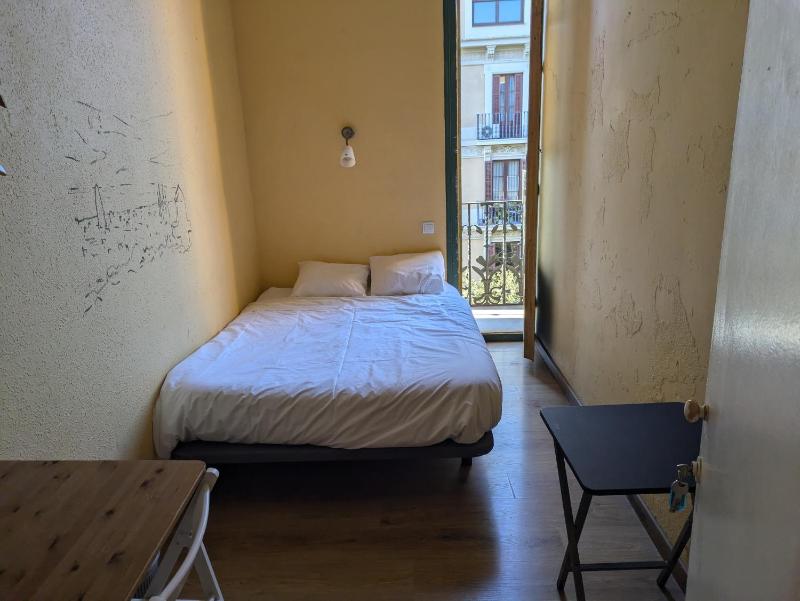 Double Room with Shared Bathroom image 1