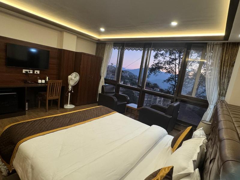 Hotel Lha-yul nearby MG Road Gangtok - image 26