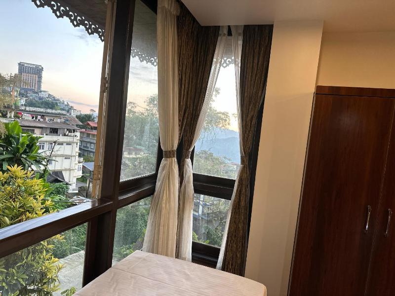 Hotel Lha-yul nearby MG Road Gangtok - image 11