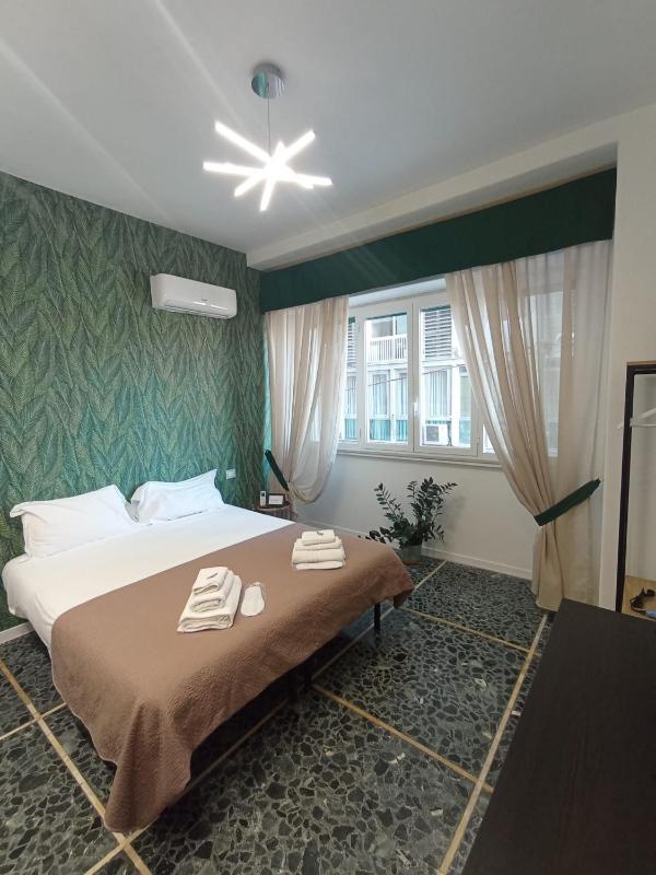 Economy Double Room image 2