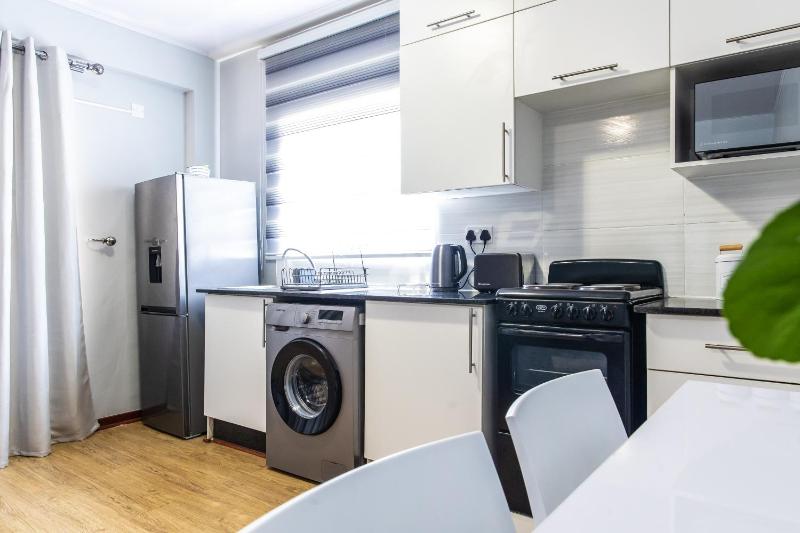 Daisy Dreams Apartment - image 9