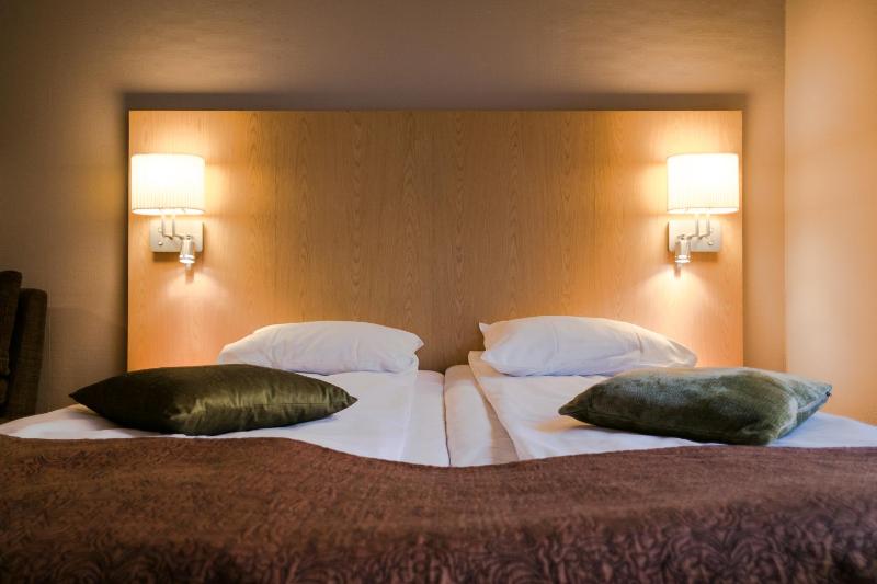 Standard Double image 4