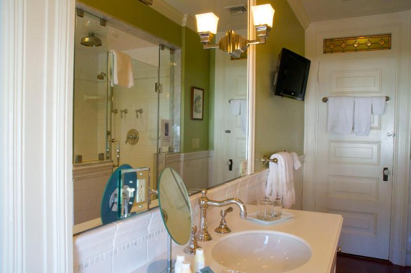 Deluxe Double Room - Kay Room image 2