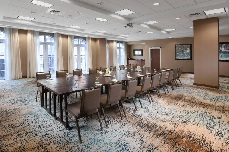 Courtyard by Marriott San Antonio Riverwalk - image 25