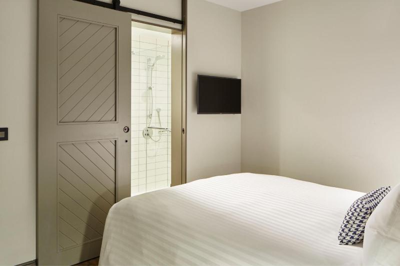 Two-Bedroom Suite image 3