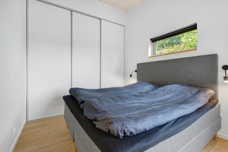 Luxury Holiday Home With Panoramic Views Of Ebeltoft Bay And Outdoor Spa - image 3