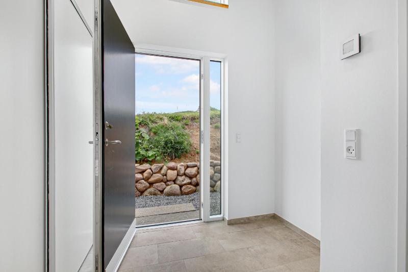 Luxury Holiday Home With Panoramic Views Of Ebeltoft Bay And Outdoor Spa - image 33
