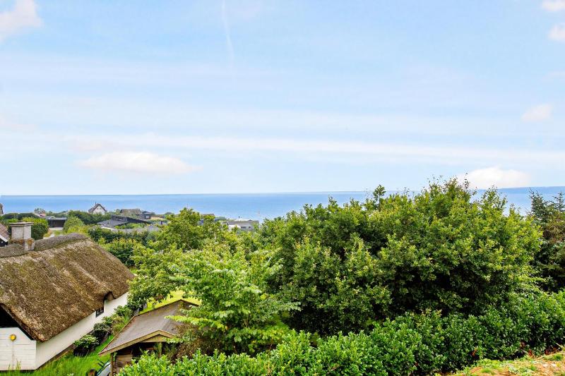 Luxury Holiday Home With Panoramic Views Of Ebeltoft Bay And Outdoor Spa - image 15