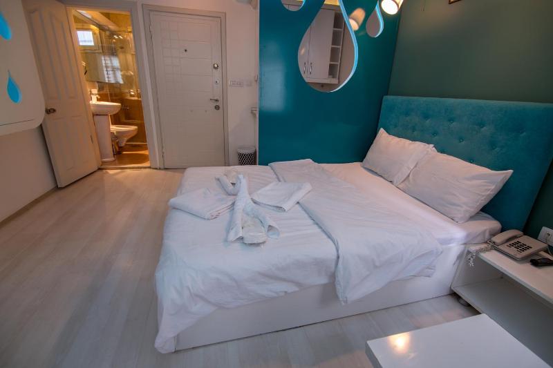 Standard Suite image 4