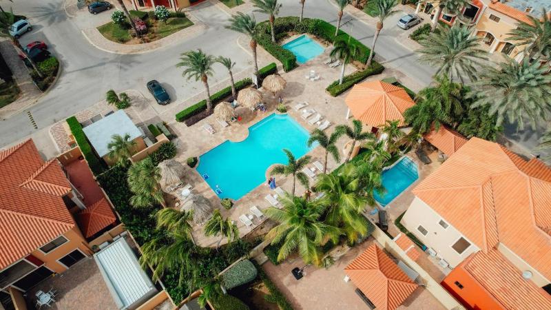 The best house in gold coast 4 bedrooms - image 10
