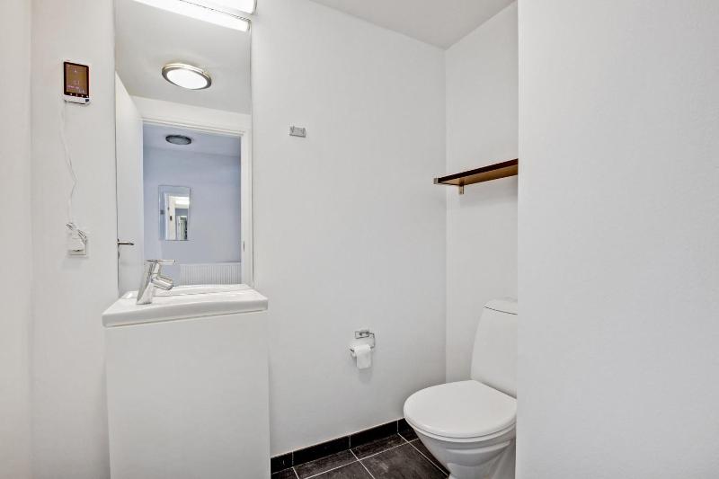 Beautiful Two-Storey Apartment With Panoramic Views Of Ebeltoft Bay - image 21