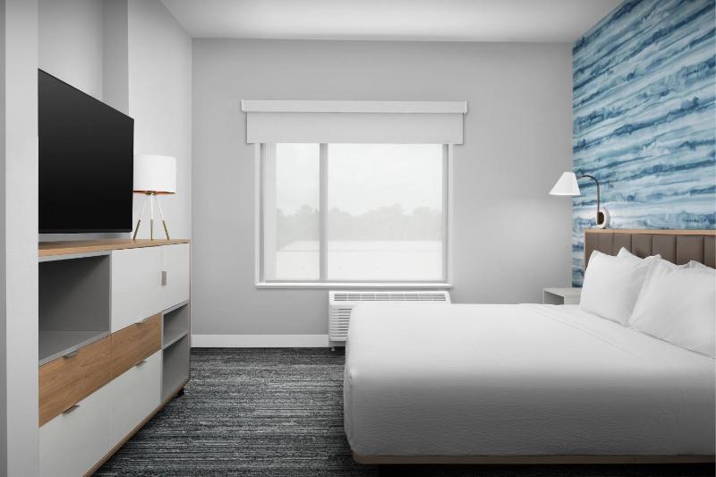 TownePlace Suites by Marriott Jacksonville Airport - image 37