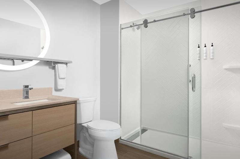 TownePlace Suites by Marriott Jacksonville Airport - image 31