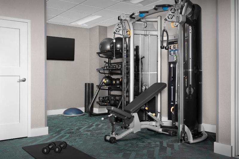 TownePlace Suites by Marriott Jacksonville Airport - image 42