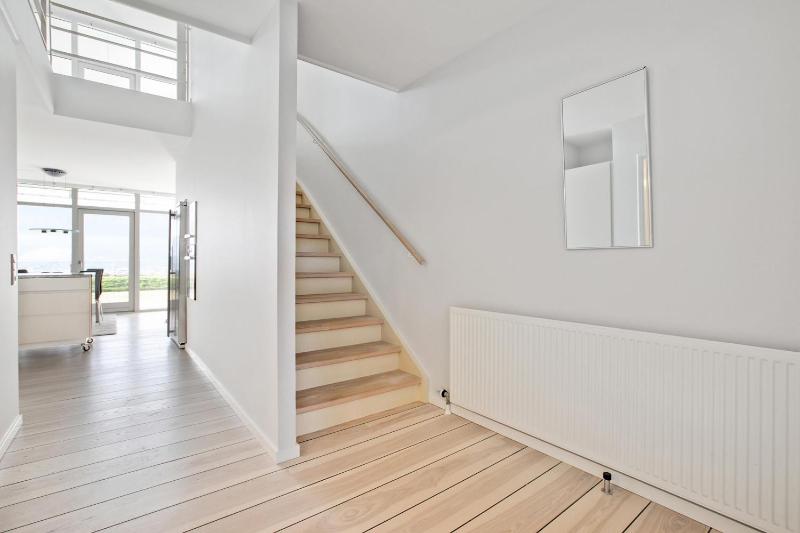 Beautiful Two-Storey Apartment With Panoramic Views Of Ebeltoft Bay - image 15