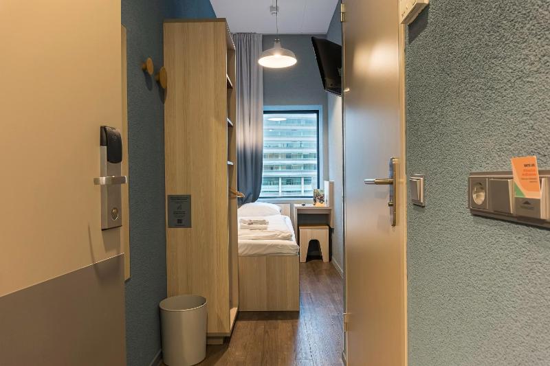 Single Room image 1