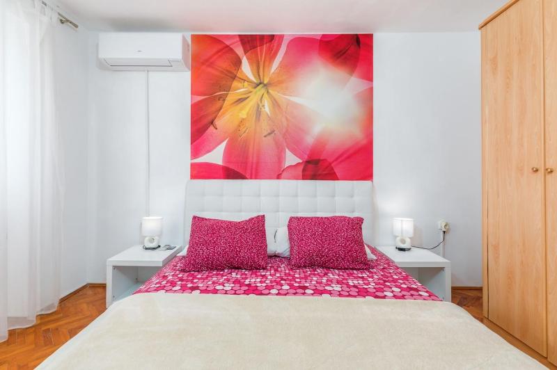 Holiday home Dioniza by Villsy- with private pool and jacuzzi - image 38