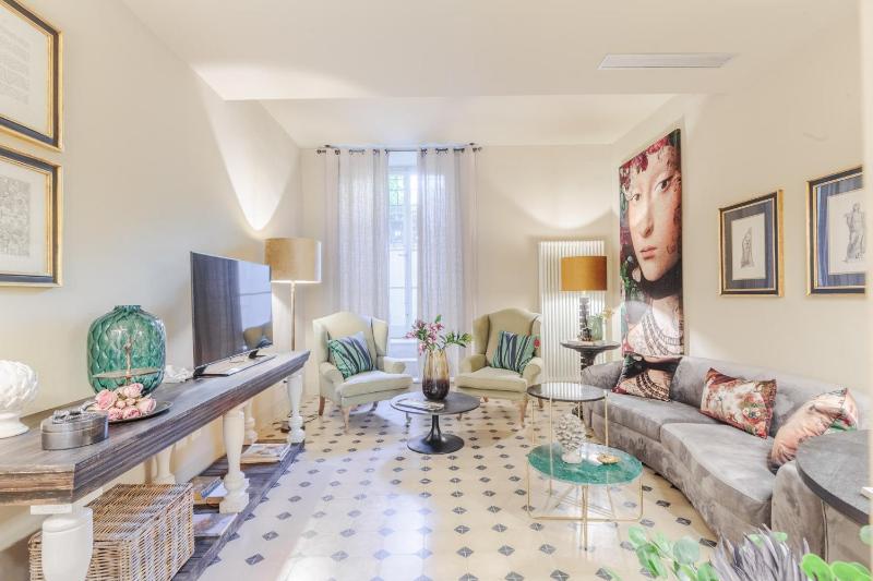 Vissi D Arte an Apartment with Garden - image 1