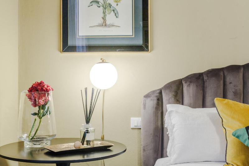 Vissi D Arte an Apartment with Garden - image 19