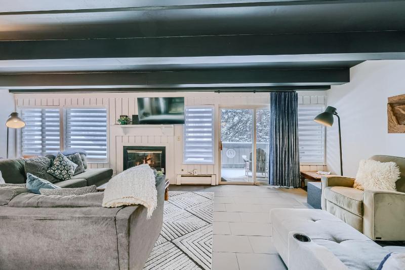 The Lift B107 condo - image 36