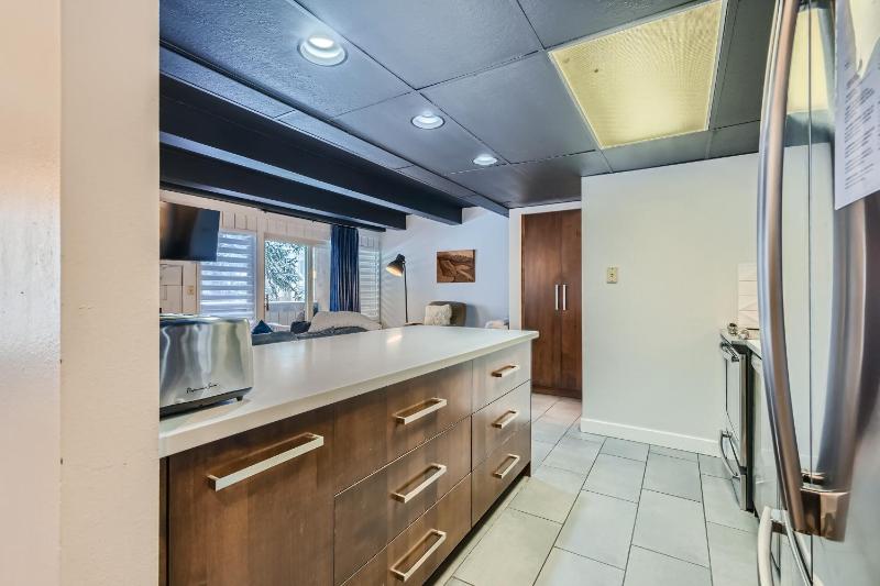 The Lift B107 condo - image 29