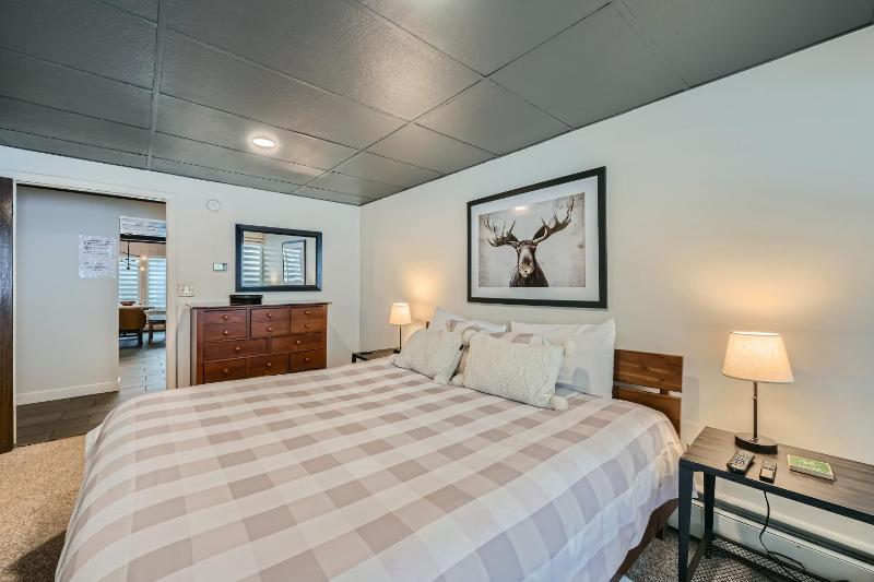 The Lift B107 condo - image 2