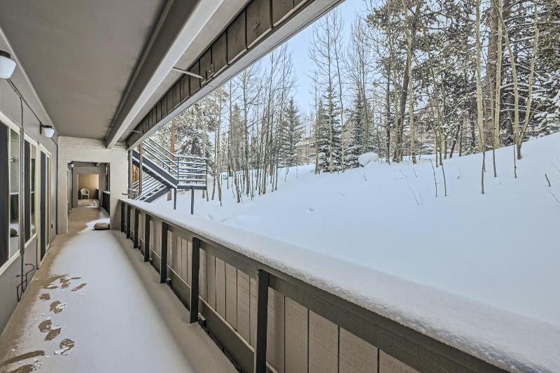The Lift B107 condo - image 3