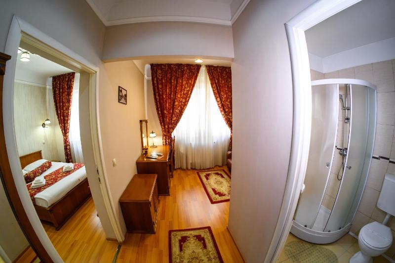 Junior Suite image 3