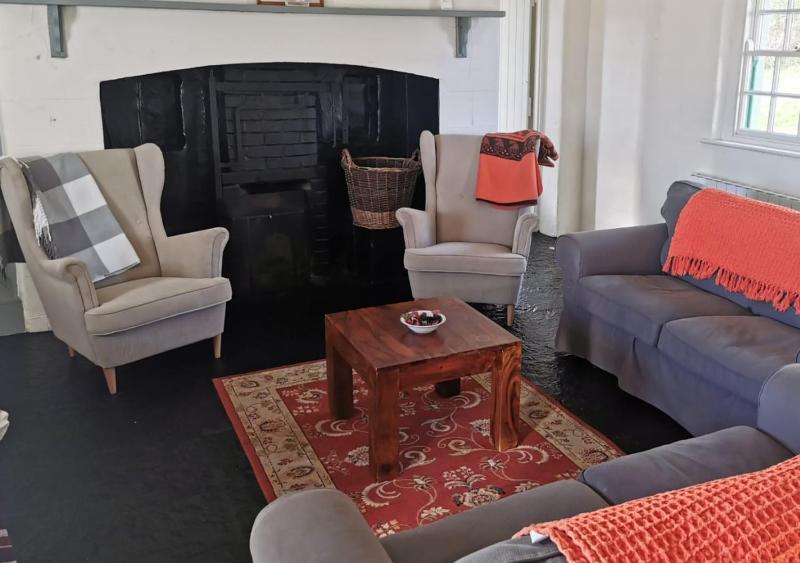 Three-Bedroom House image 4