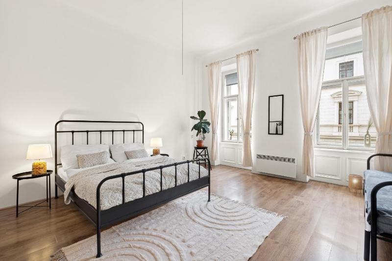 Prague Hostel Apartments - image 15