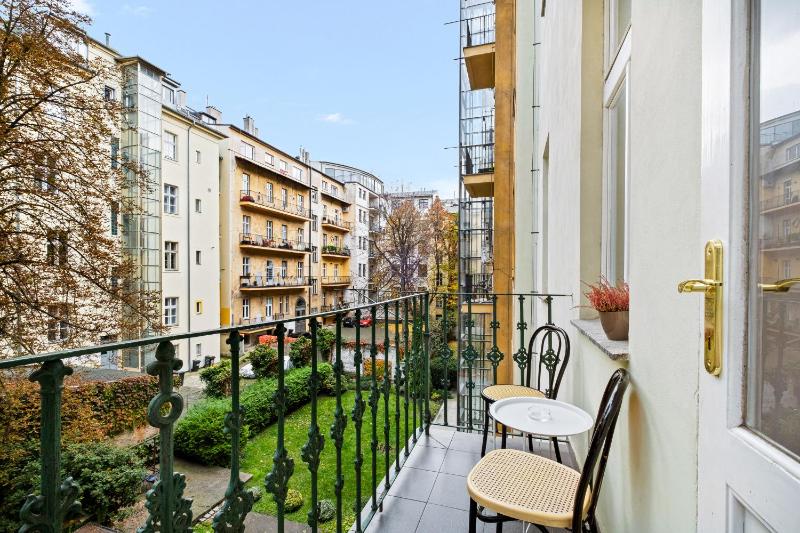 Prague Hostel Apartments - image 11