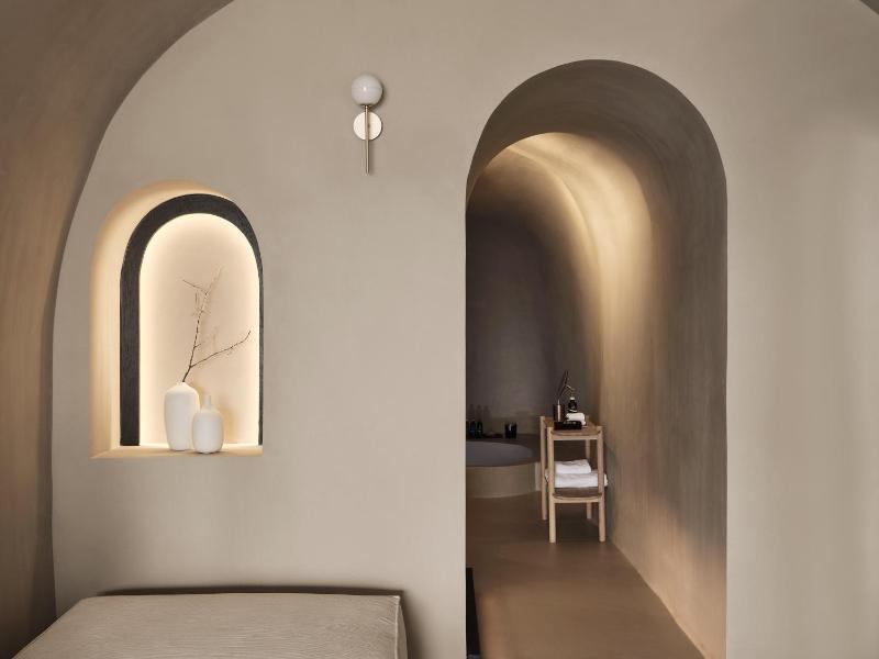 Andronis Boutique Hotel - image 32