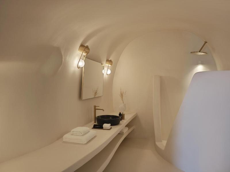 Andronis Boutique Hotel - image 40