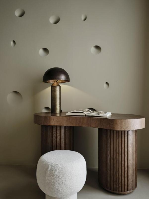 Fοur-Bedroom Villa with Two Private Pools and Caldera View image 1