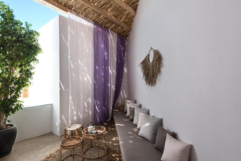 Andronis Arcadia Hotel - image 46
